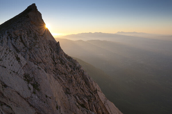 Mount Camicia, on the Eiger of the Apennines