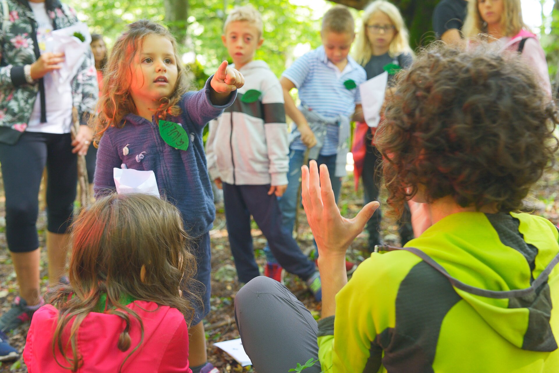 Laboratorio didattico per bambini sull'Orso marsicano a Pescasseroli, Parco Nazionale d'Abruzzo Lazio e Molise | © Marco Buonocore - Wildlife Adventures