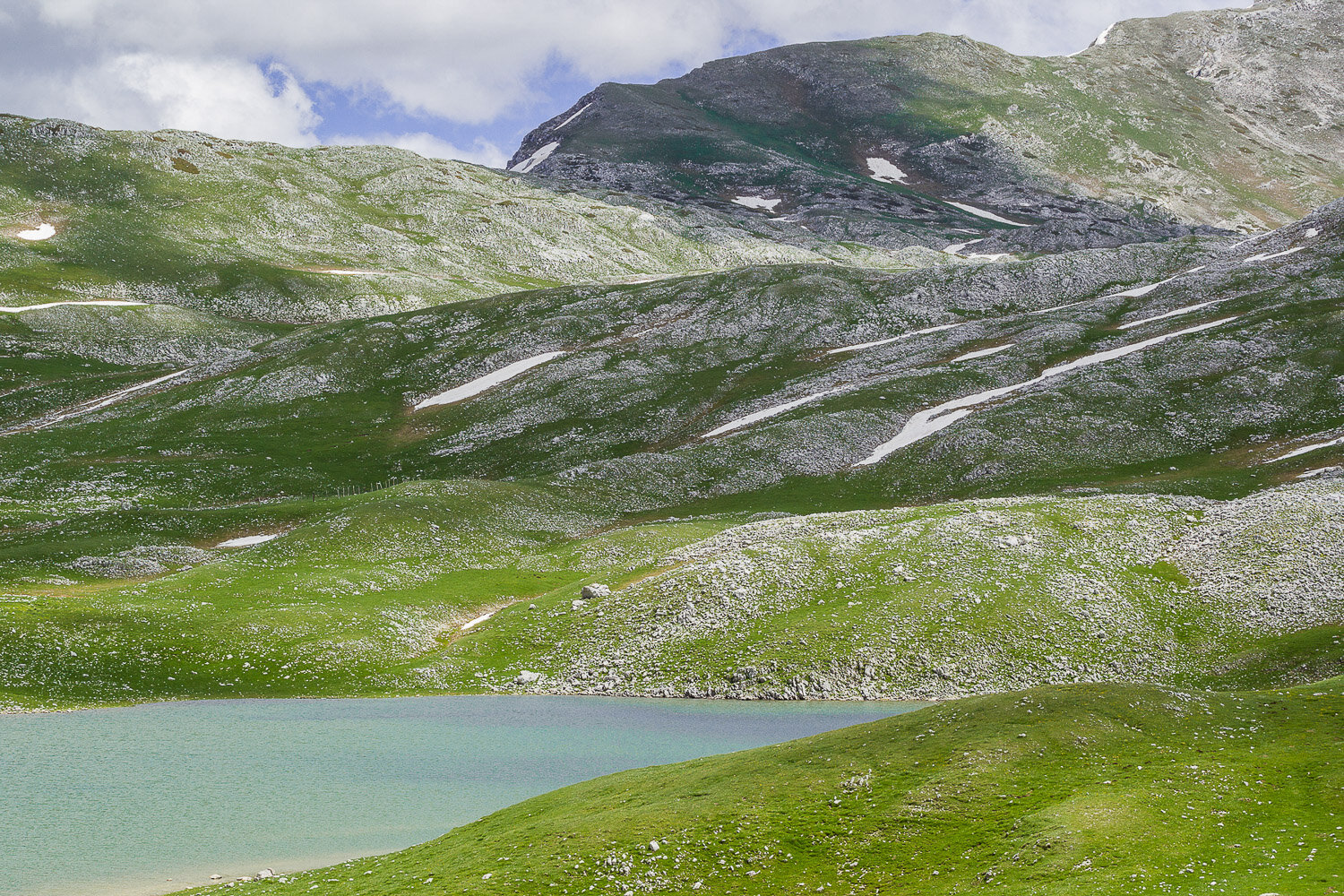 Velino Sirente Abruzzo Lago Duchessa Primavera
