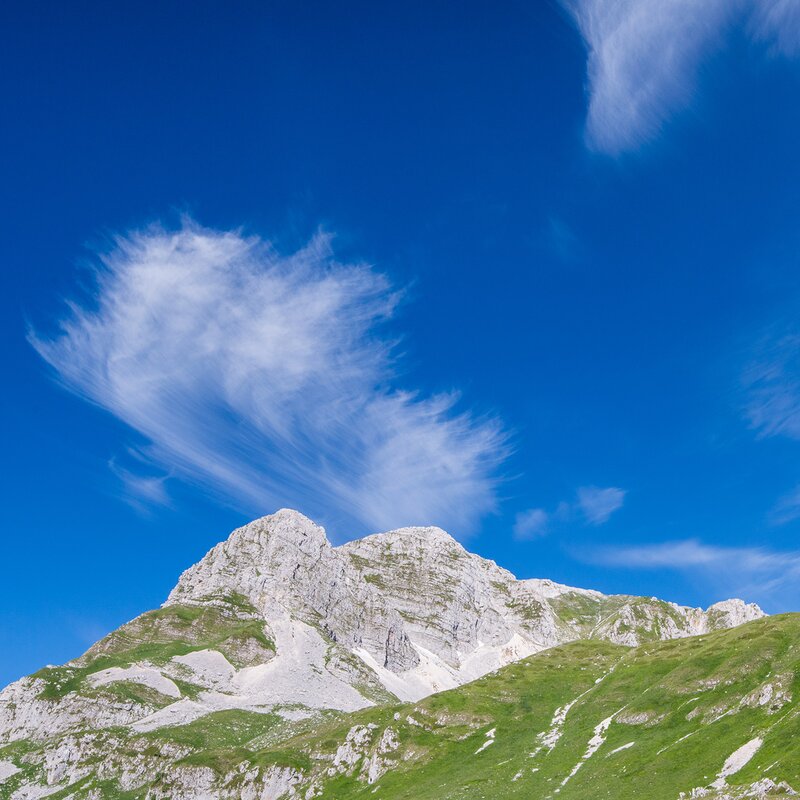 Monte Meta, a natural balcony over three regions