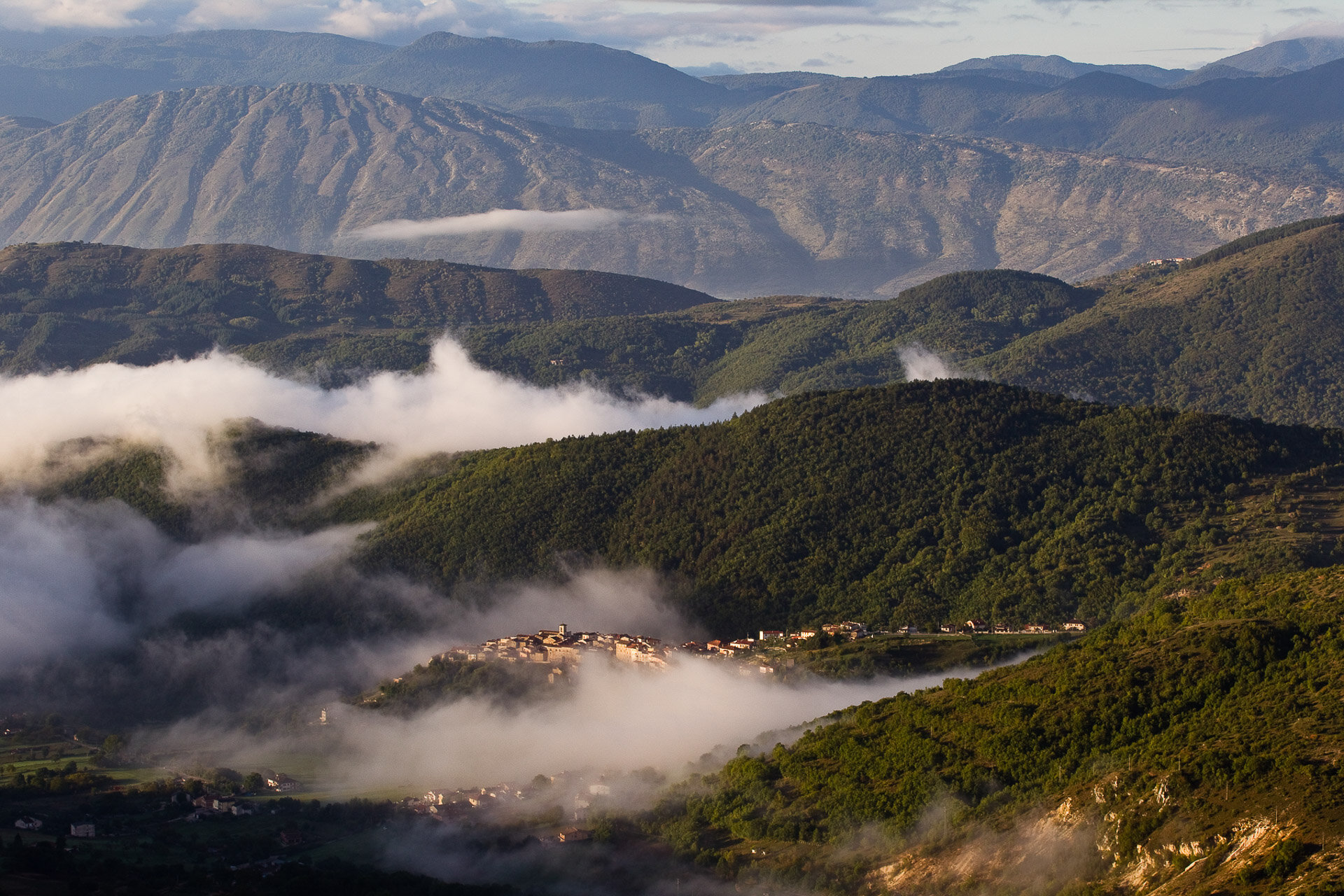 Big Five Abruzzo Trekking Wildlife Rosciolo Dei Marsi Big Five Abruzzo Trekking Wildlife Rosciolo Dei Marsi