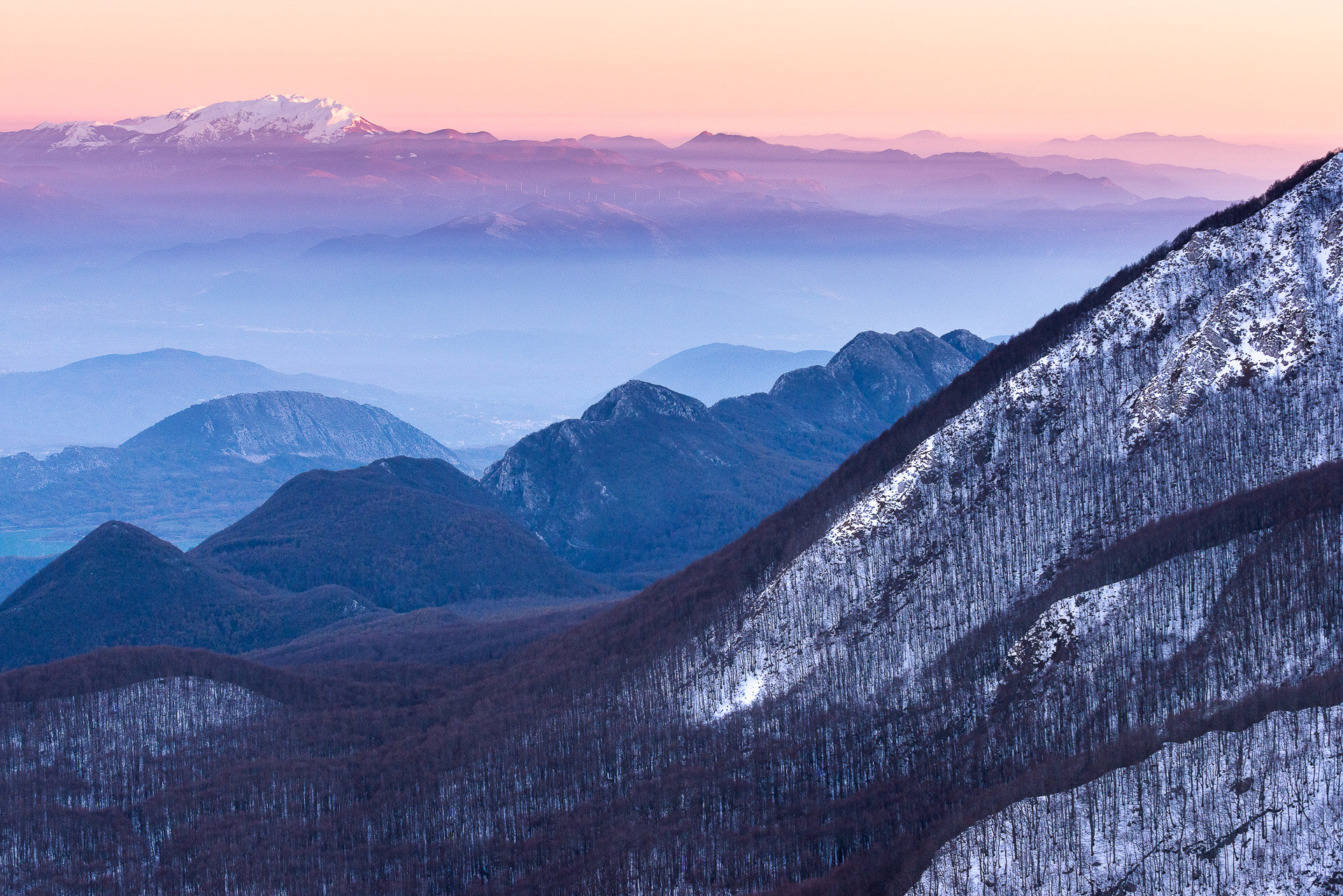 The Mainarde mountain chain at sunset, a pristine Apennine wilderness | © Umberto Esposito - Wildlife Adventures