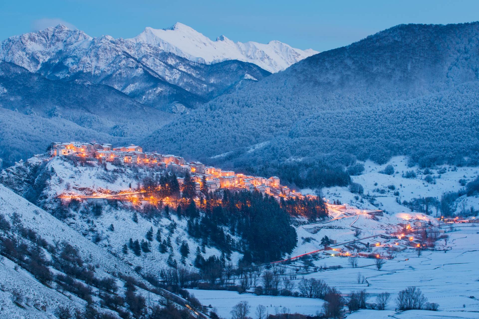 Escursioni Ciaspole Opi Abruzzo Inverno Neve