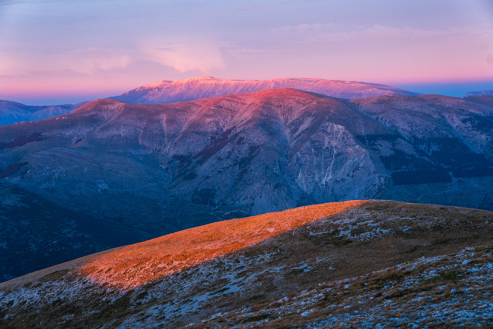 Walking among the clouds - Crossing the Montagna Grande